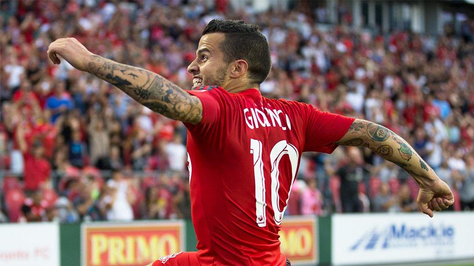 Mantan pemain Juventus dalam balutan seragam Toronto FC, Sebastian Giovinco. - INDOSPORT