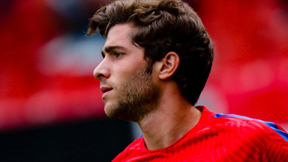 Sergi Roberto sedang bersiap menjelang pertandingan melawan Sporting Gijon. - INDOSPORT