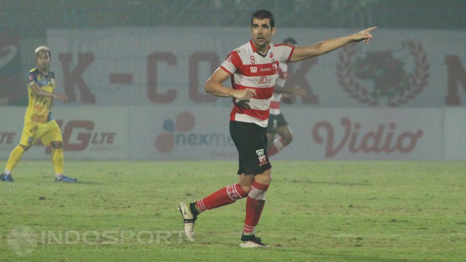 Penyerang Madura United, Pablo Rodriguez Aracil. - INDOSPORT
