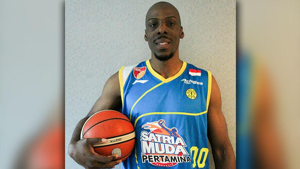 Tiras Wade menambah kekuatan Satria Muda Pertamina. - INDOSPORT