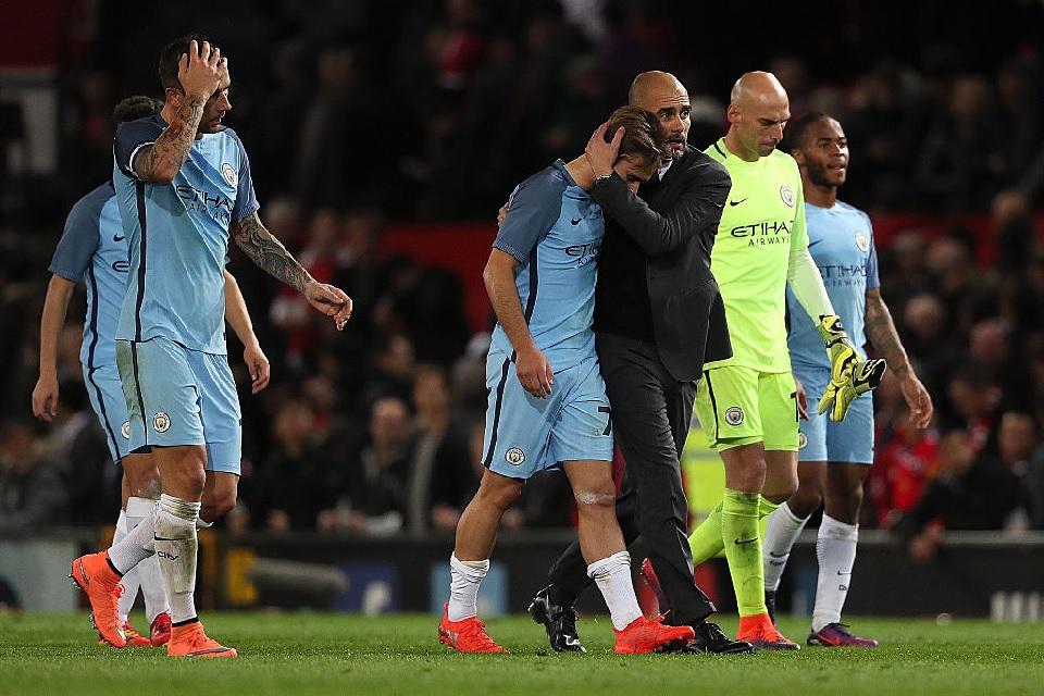 Indosport - Sejumlah pemain Manchester City terlihat lesu usai kalah.