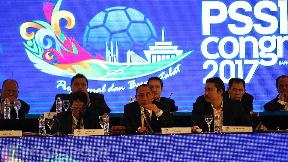 Suasana Kongres PSSI di Hotel Aryaduta, Bandung, Minggu (08/01/17) - INDOSPORT