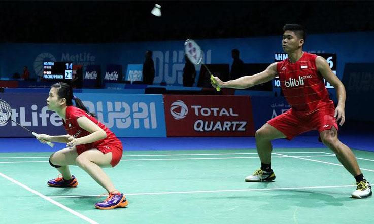 Praveen Jordan dan Debby Susanto sedang beraksi. - INDOSPORT