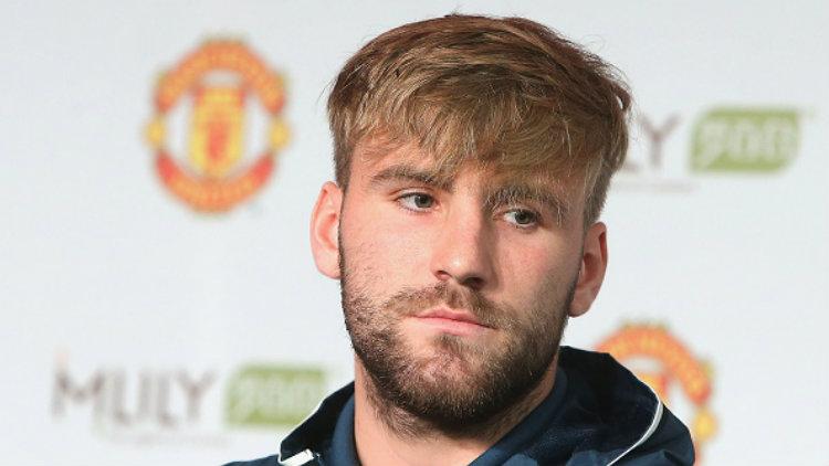 Bek Manchester United, Luke Shaw lakukan pertemuan dengan Jose Mourinho. - INDOSPORT