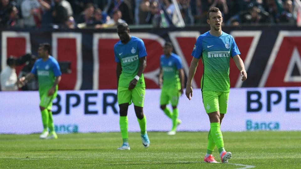 Para penggawa Inter Milan setelah kalah atas Crotone. - INDOSPORT
