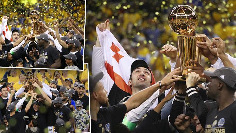 Selebrasi pemain Golden State Warriors usai memenangkan final NBA 2016/17. - INDOSPORT