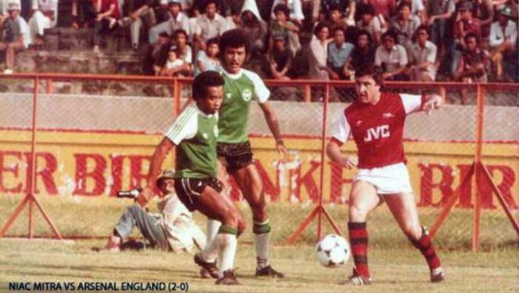 NIAC Mitra vs Arsenal digelar di Gelora 10 Nopember Tambaksari. - INDOSPORT