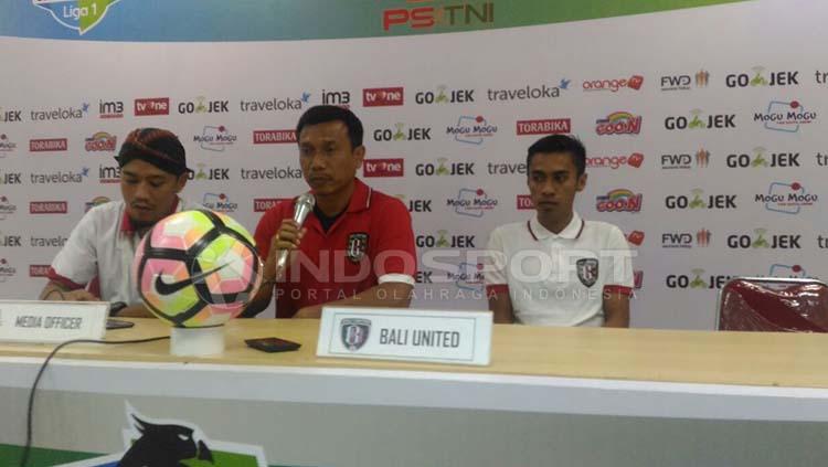 Bali United dalam jumpa pers. - INDOSPORT