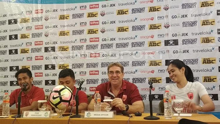 PSM Makassar dalam jumpa pers. Copyright: Muhammad Nur Basri/INDOSPORT
