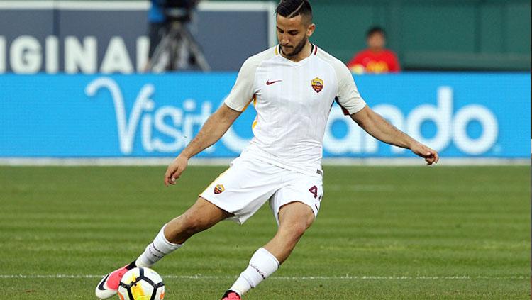 Kostas Manolas ketika sedang beraksi bersama AS Roma. - INDOSPORT