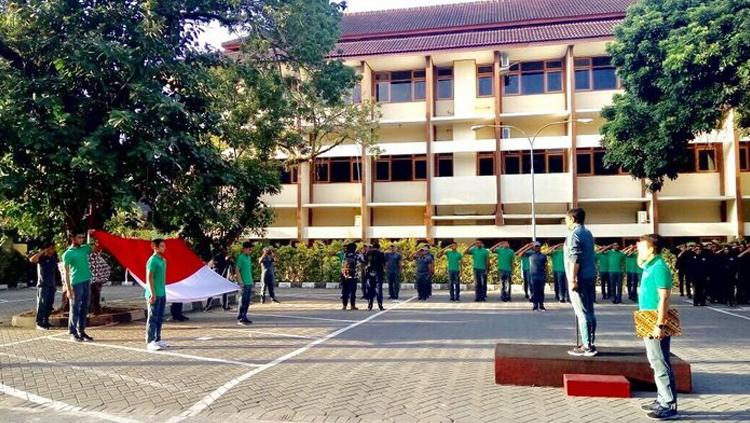 Timnas U-19 adakan upacara HUT kemerdekaan RI. - INDOSPORT