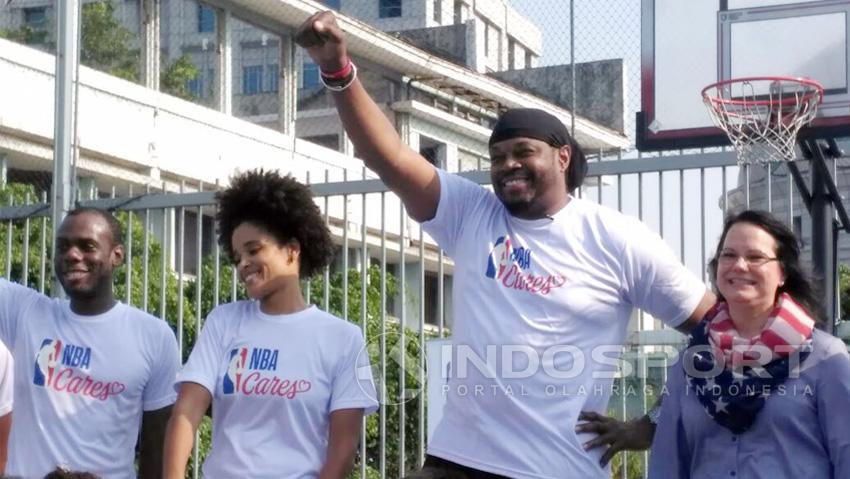 Acara NBA Junior Indonesia bersama Sam Perkins. - INDOSPORT