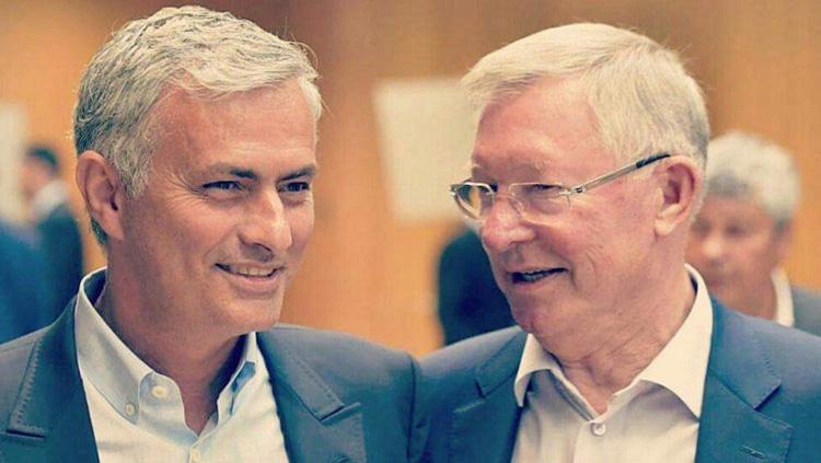 Indosport - Jose Mourinh o dan Sir Alex Ferguson.