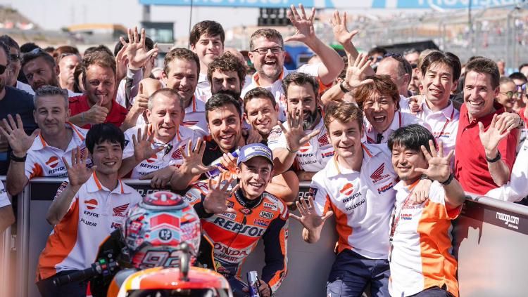 Kemenangan di GP Aragon menjadi kemenangan Marc Marquez kelima di musim ini. - INDOSPORT