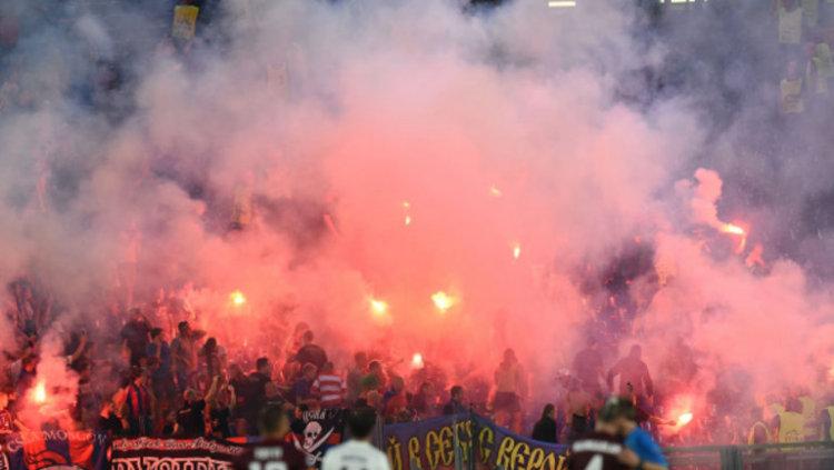 Kerusuhan fans Rusia di Liga Champions. - INDOSPORT