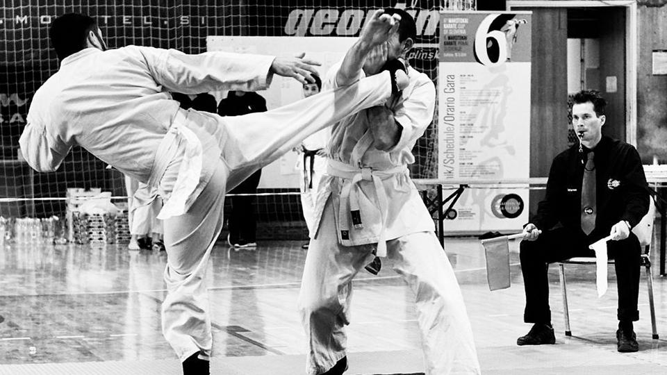 - INDOSPORT