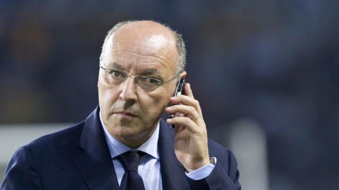 Giuseppe Marotta memastikan Juventus masih akan berburu pemain di bursa transfer Januari ini. - INDOSPORT