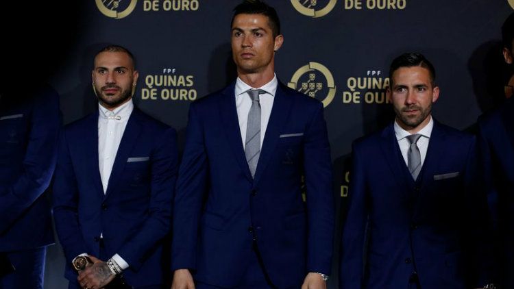 Cristiano Ronaldo menjadi pemain Portugal terbaik tahun ini. Copyright: Reuters