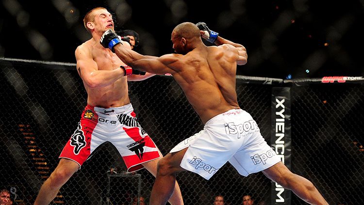 Ilustrasi pertarungan MMA. Copyright: Youtube @Kathy Swarts