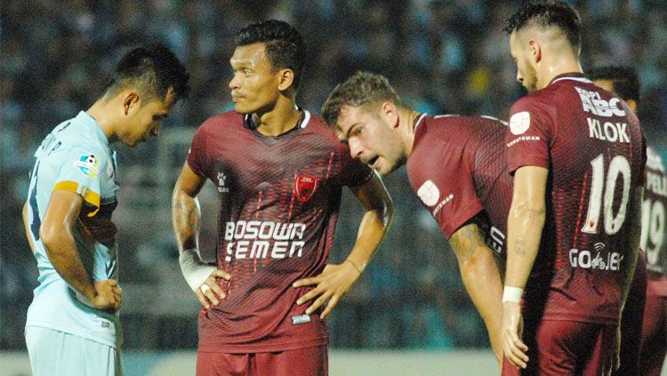 Persela Lamongan vs PSM Makassar Copyright: © Twitter @Liga1Match