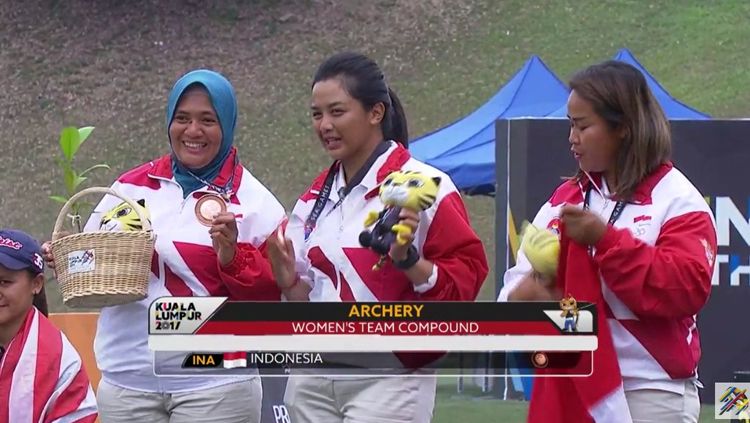 Tim panahan wanita di SEA Games 2017. Copyright: © Twitter@BadmintonTalk