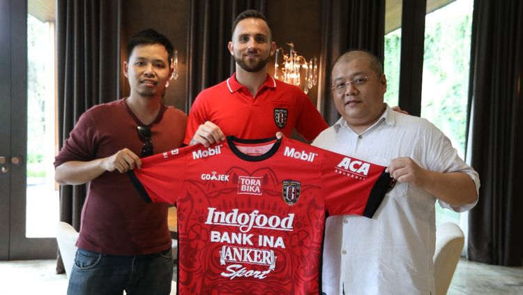 Ilija Spasojevic resmi gabung Bali United. Copyright: © baliutd