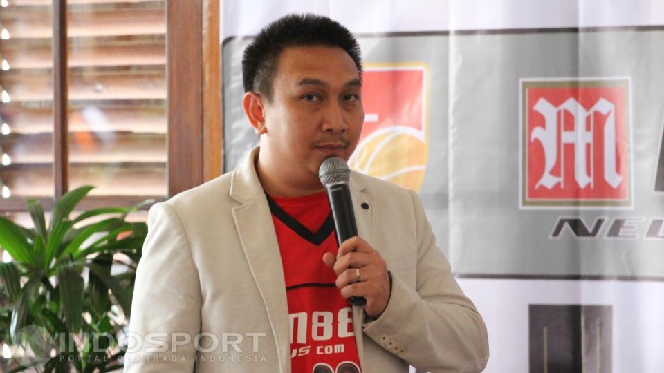 Presenter Indonesia Augie Fantinus.