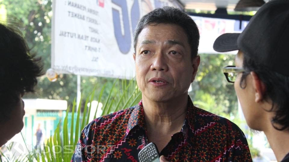 Pelatih%20M88%20Aspac%20Jakarta%2C%20Jugianto%20Kuntardjo.