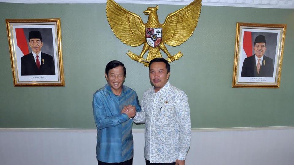 Agum%20Gumelar%20saat%20bertemu%20Menpora%20Imam%20Nahrawi.
