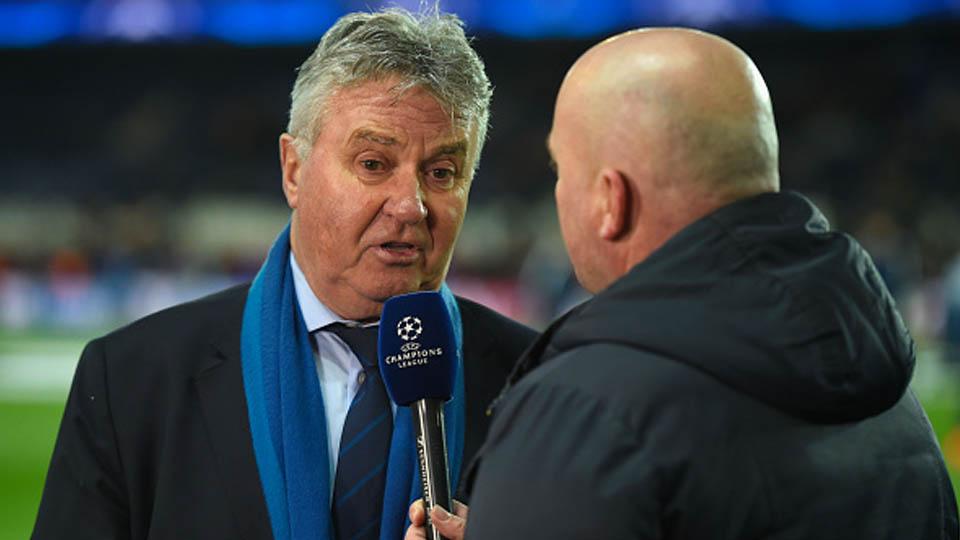 Manajer Chelsea Guus Hiddink diwawancarai lansung UEFA Champions League. Copyright: INTERNET