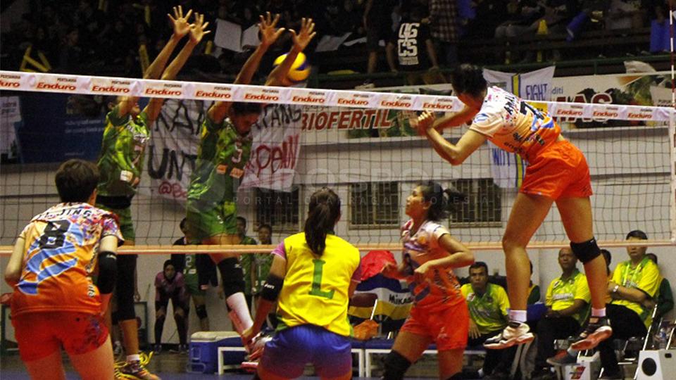Proliga%202016%20Popsivo%20vs%20Petrokimia