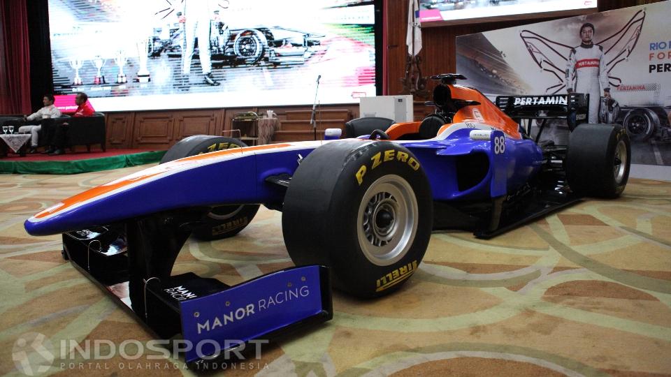 Mobil yang akan digunakan Rio Haryanto di F1, MRT05.