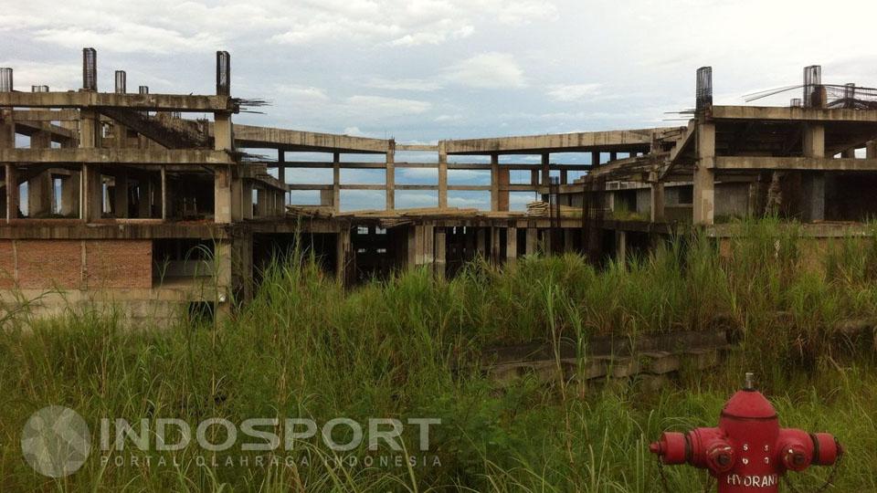 Kondisi%20terakhir%20proyek%20Pusat%20Pelatihan%20Pengembangan%20Olahraga%20Nasional%20%28P3ON%29%20di%20Hambalang.