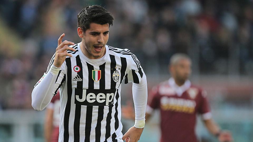 Alvaro Morata mencetak dua gol pada laga antara Torino yang berakhir 1-4 untuk kemenangan Juventus, Serie A Minggu (20/03/16). Copyright: Internet