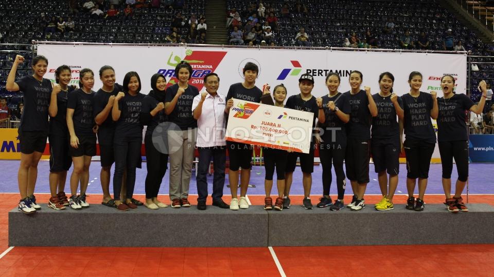 Runner-up Proliga putri 2016, tim Jakarta Pertamina Energi.