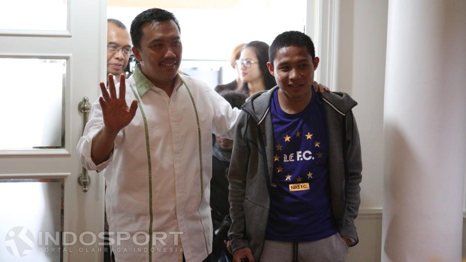 Di Spanyol Evan Dimas berkesempatan trial dengan klub Espanyol B selama 4 bulan.