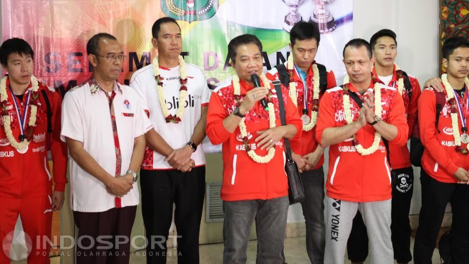 Sekjen PBSI memberikan tanggapan mengenai enam nama calon Ketum PBSI yang dirilis oleh pengamat, komentator, dan penulis buku olahraga bulutangkis, Broto Happy.