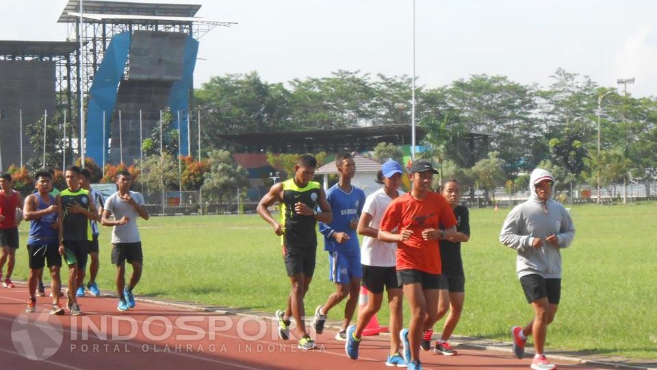 Atlet PON Sumsel saat jalani serangkaian tes fisik. - INDOSPORT