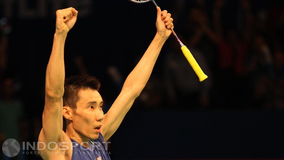 Lee Chong Wei lolos ke babak semifinal Jepang Terbuka 2016 usai mengalahkan Shi Yuqi. - INDOSPORT