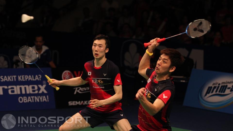 Pemain bulutangkis asal Korea Selatan, Lee Yong-dae dan Yoo Yeon-seong.