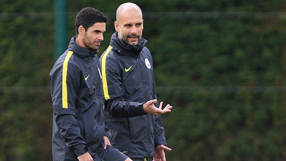 Mikel Arteta dan Pep Guardiola (Manchester City) Copyright: Internet