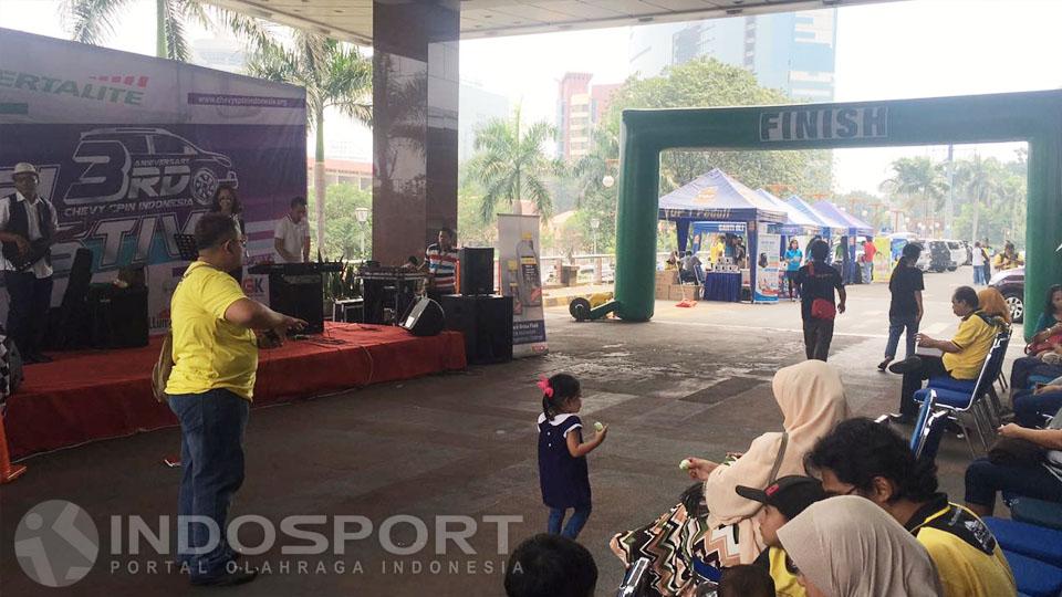 Komunitas Chevy Spin Indonesia (CSI) gelar acara perayaan ulang tahun ketiga di MGK Kemayoran. - INDOSPORT