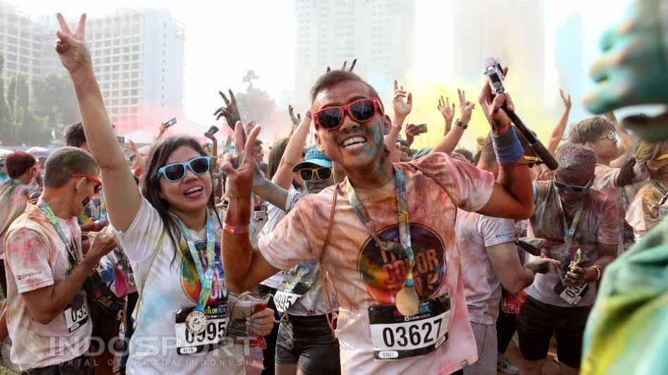 The Color Run merupakan genre lari santai penuh kegembiraan.