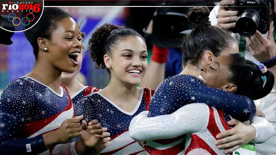 Tim Senam Amerika Serikat meraih medali emas Senam Artistik Beregu pada Olimpiade Rio 2016. Copyright: internet