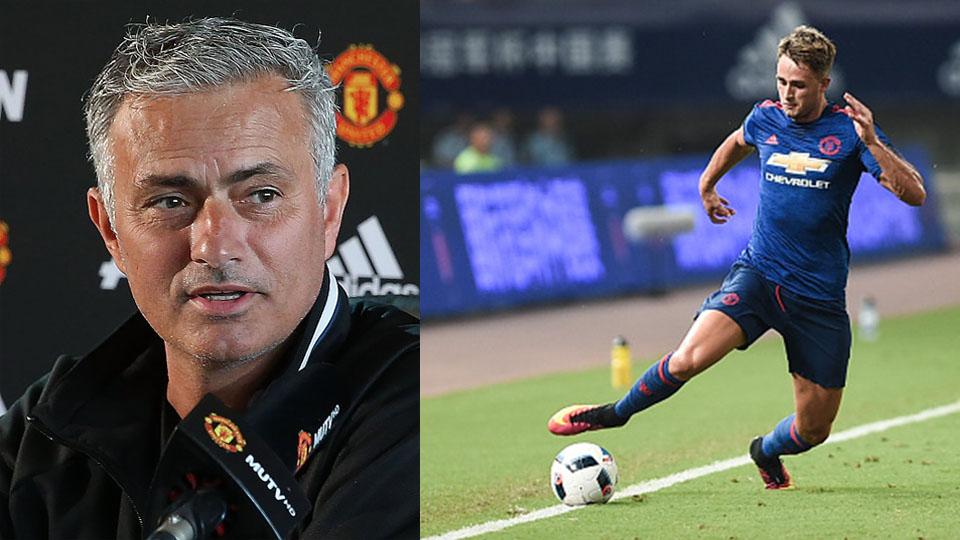 Jose Mourinho dan Adnan Januzaj. - INDOSPORT