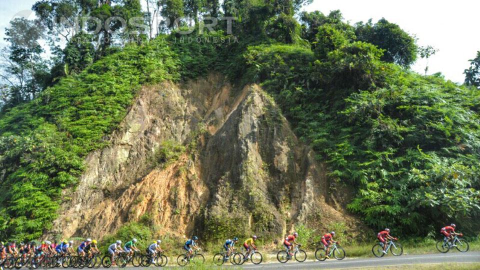 Tour de Singkarak 2016 Copyright: Taufik Hidayat/INDOSPORT