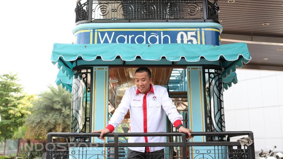 Setelah acara Ceremony penjemputan di Bandara Soekarno-Hatta, Owi/Butet akan menuju ke Istana dengan menggunakan Bus Bandros ini.