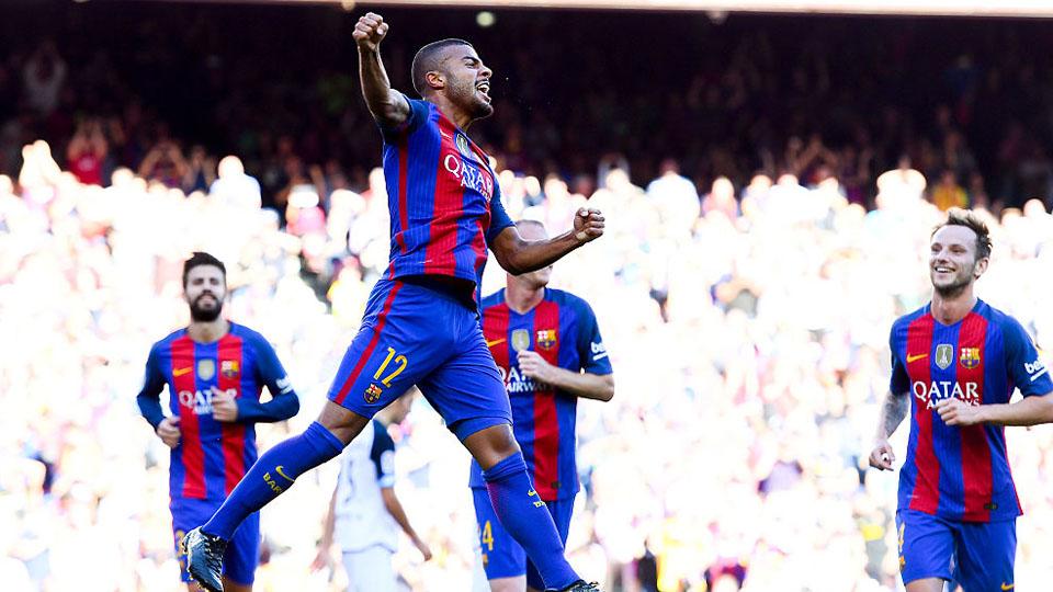 Rafinha Alcantara merayakan gol keduanya untuk Barcelona. Copyright: INTERNET
