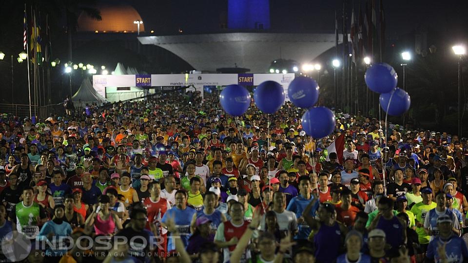 Suasana jelang start event Jakarta Marathon 2016.