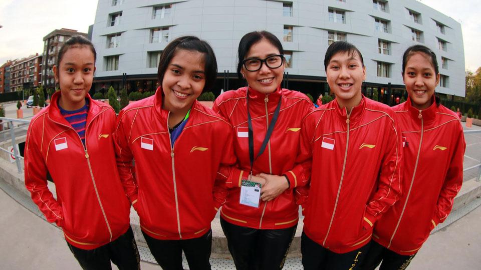 Tim%20tunggal%20putri%20World%20Junior%20Championship%2C%20Aurum%2C%20Gregoria%2C%20Sarwendah%2C%20Gabriela%2C%20dan%20Desandha.